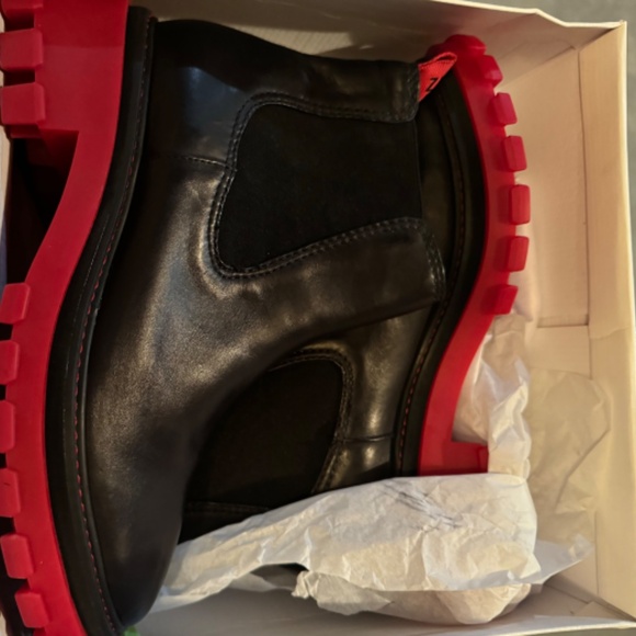 SCHUTZ Ann Leather Short Booties - Black size 11 - Picture 4 of 5